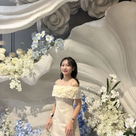 Siêu mẫu Hà Anh